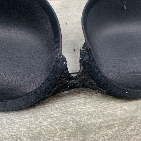 Victoria’s Secret multi way push up bra - Picture 3 of 7